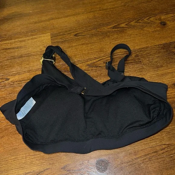 Black Time & Tru One Shoulder Bikini Top Gold Accents Size 1X - Picture 11 of 13